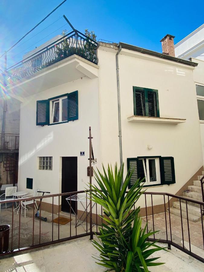 Family House Kastela Home Between Split And Trogir Exterior foto